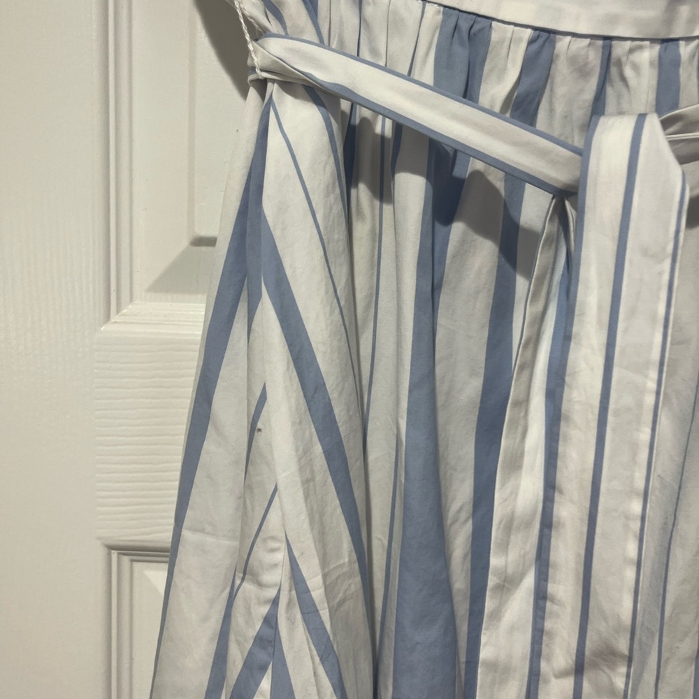 Nordstrom Signature Variegated Blue and White Striped Poplin Skirt with Pockets - Picture 7 of 9